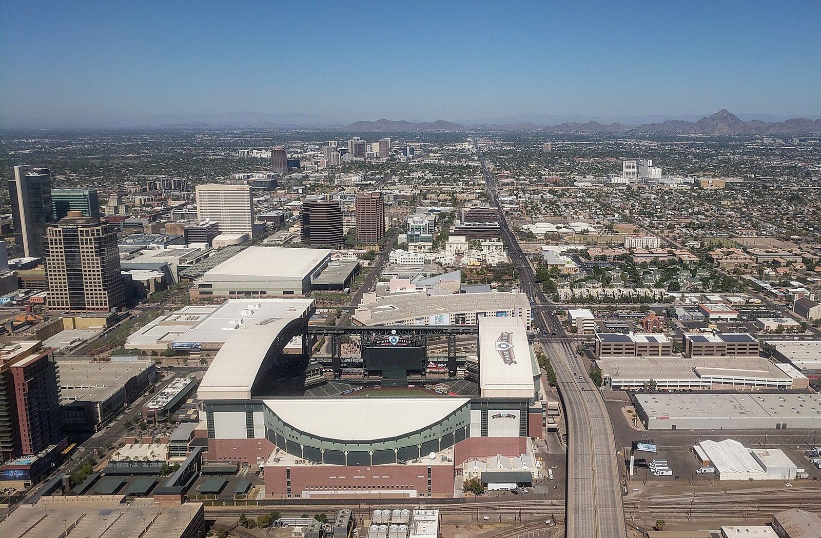 Sports in Phoenix: Teams, Stadiums and Tickets